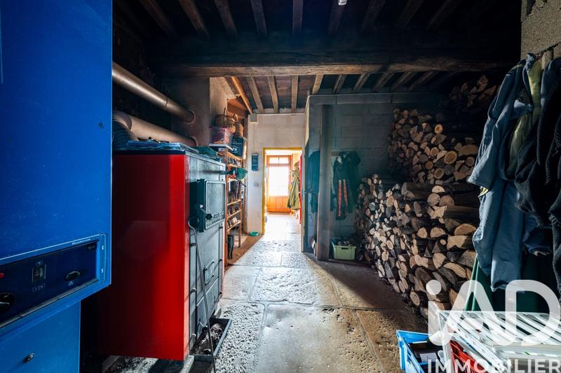 Maison - 265 m² - 9 pièces