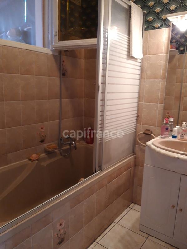 Maison - 86 m² - 6 pièces