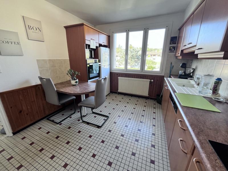 Maison traditionnelle - 112 m² - 6 pièces