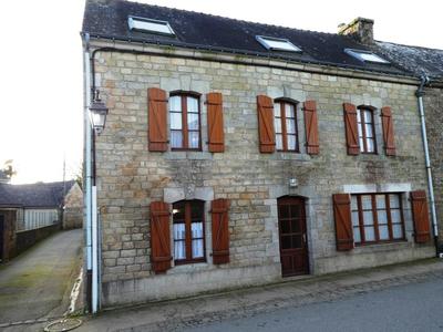 Maison en pierre - 142 m² - 8 pièces