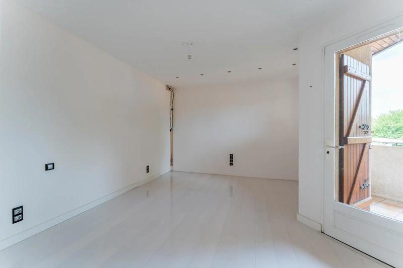 Maison - 215 m² - 7 pièces