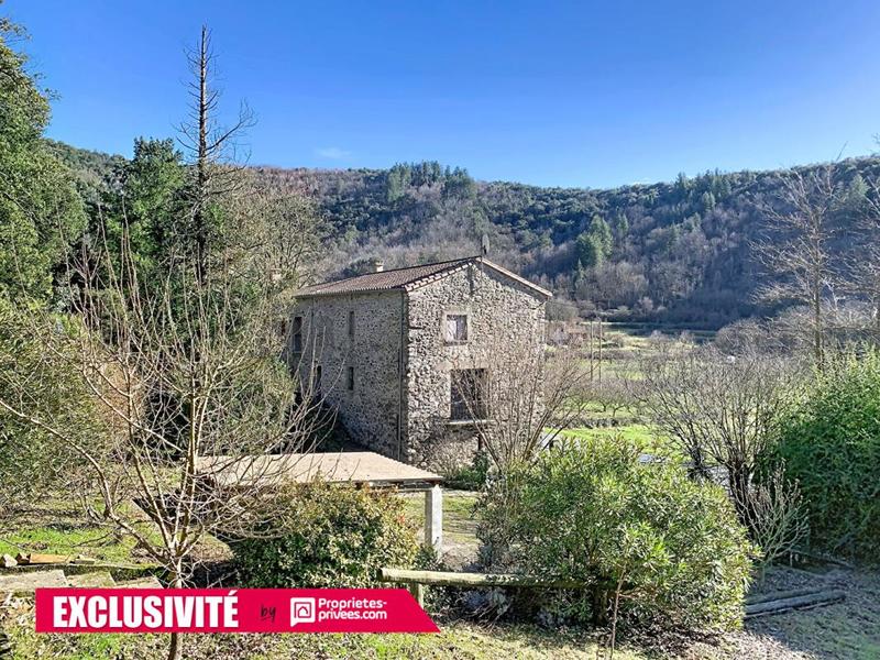 Maison - 188 m² - 8 pièces