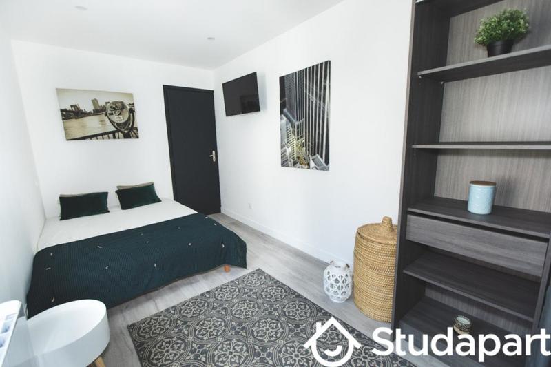 Chambre - 17 m² - 1 pièce