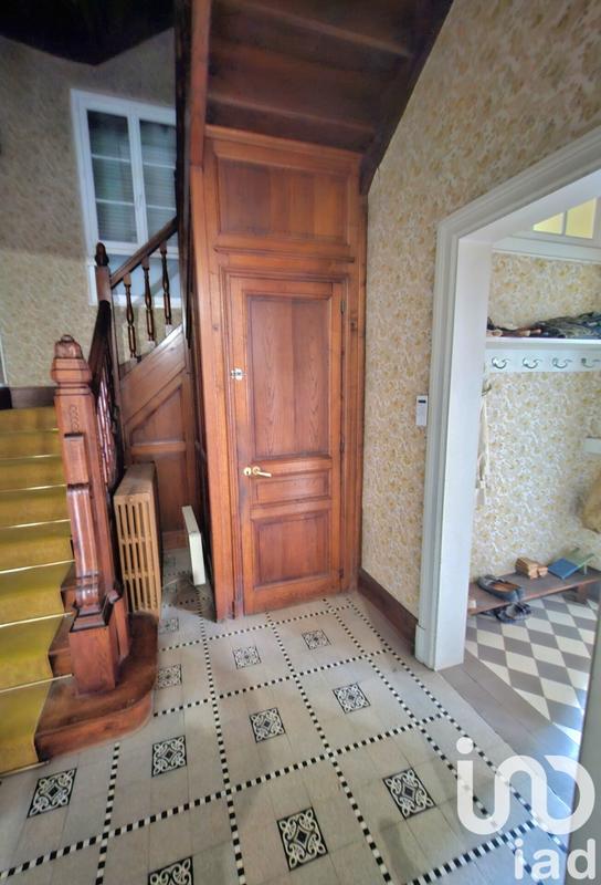 Maison - 350 m² - 13 pièces