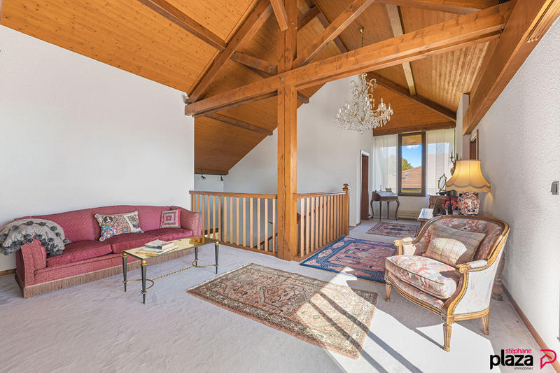 Villa - 320 m² - 7 pièces