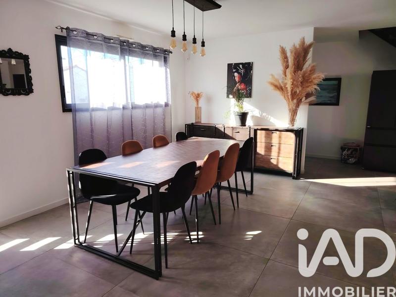 Maison - 145 m² - 5 pièces