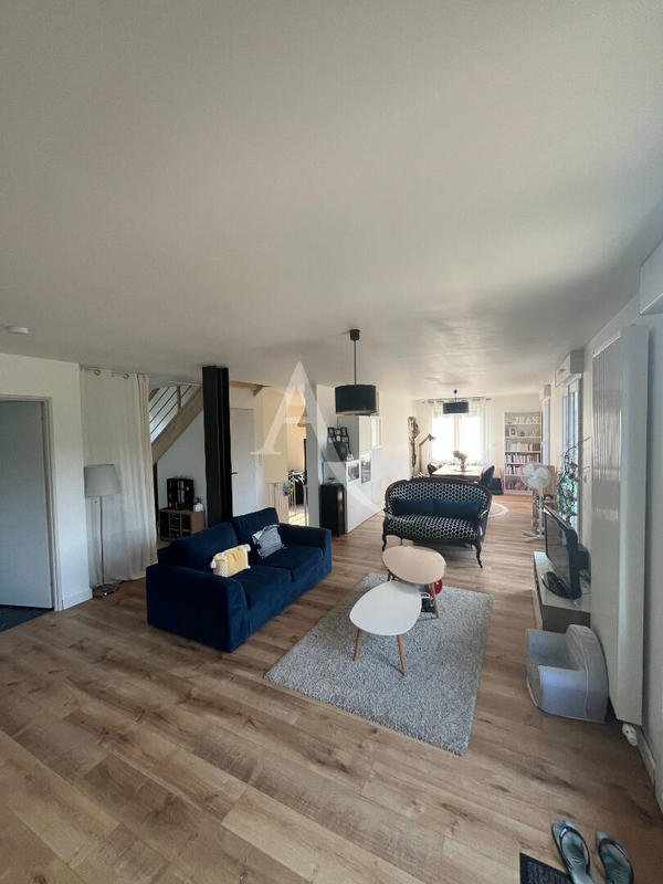 Maison - 160 m² - 5 pièces