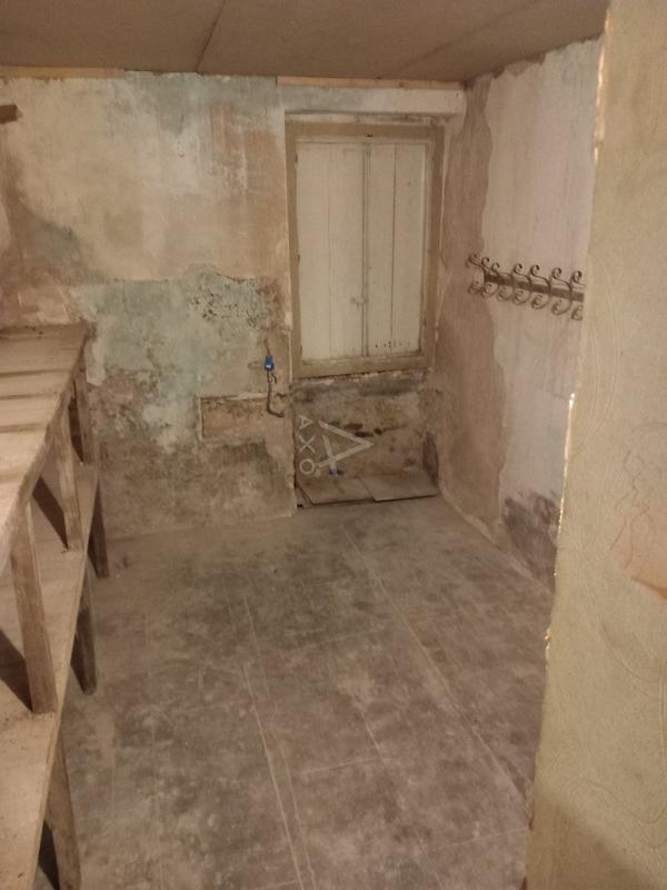 Maison - 220 m² - 3 pièces