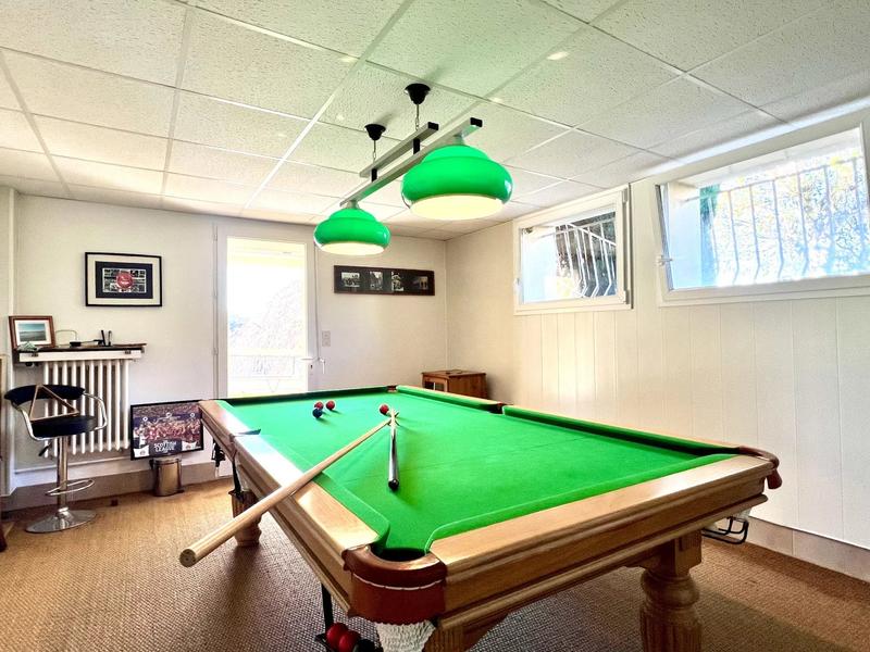 Maison - 147 m² - 9 pièces