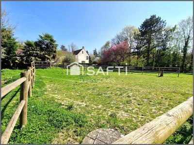 Maison - 298 m² - 12 pièces