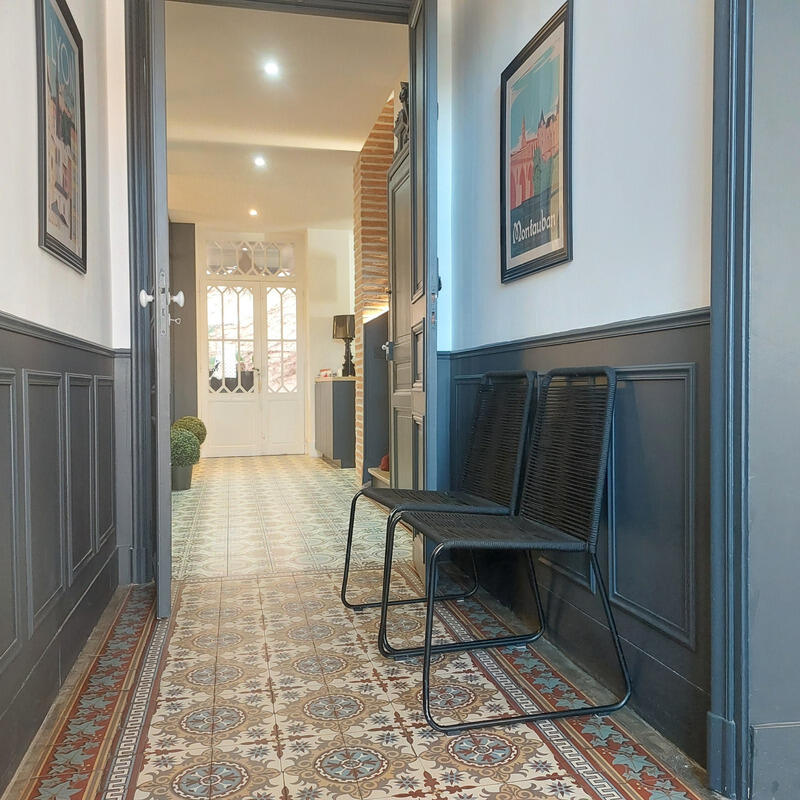 Maison - 280 m² - 6 pièces