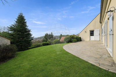 Maison - 140 m² - 7 pièces