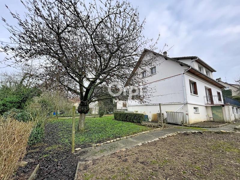 Maison - 167 m² - 6 pièces