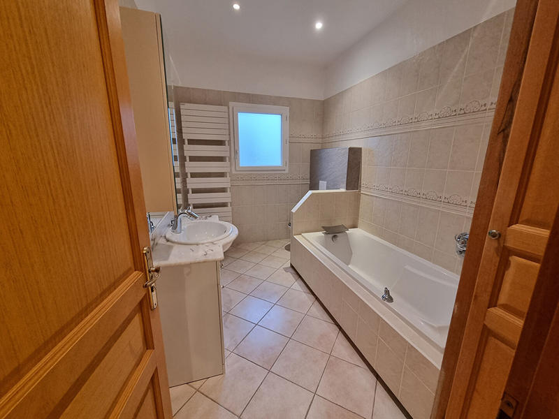 Maison - 161 m² - 4 pièces