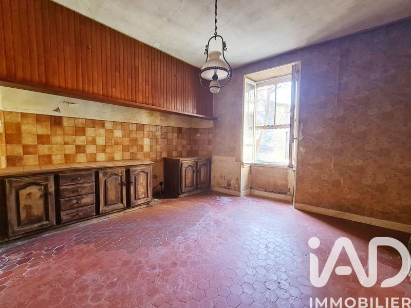 Maison - 250 m² - 13 pièces