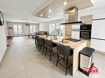 Villa - 170 m² - 5 pièces