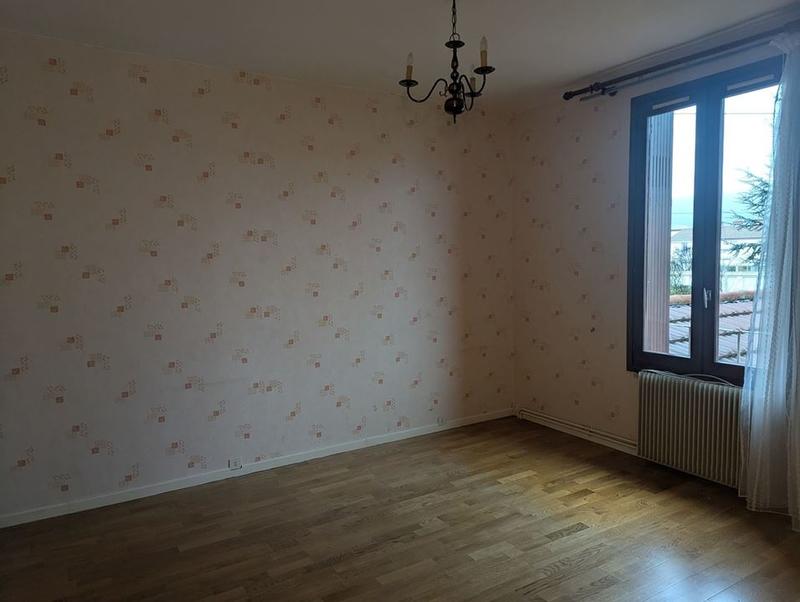 Maison traditionnelle - 85 m² - 3 pièces