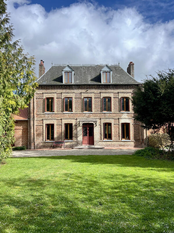 Maison ancienne - 248 m² - 7 pièces