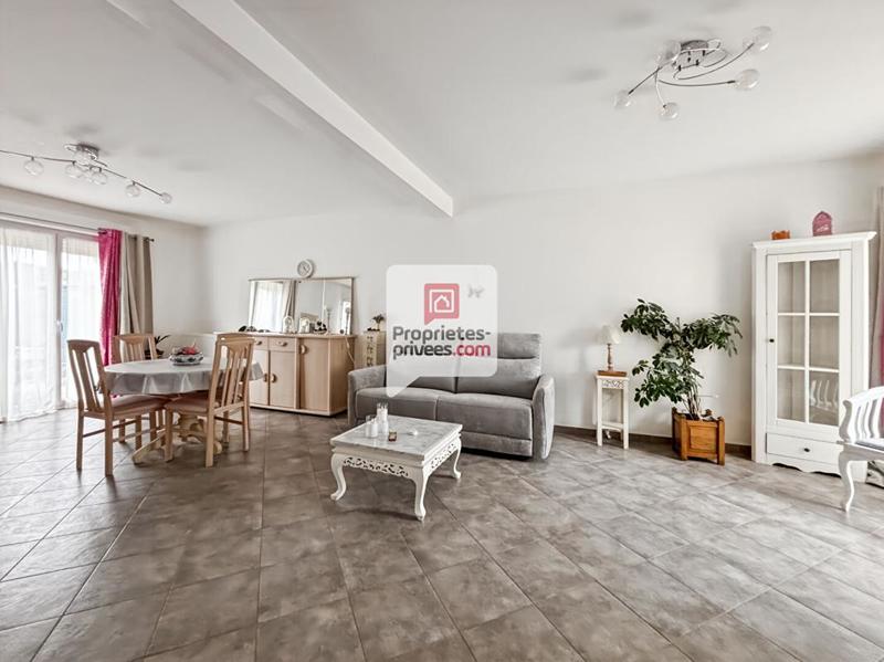 Maison - 90 m² - 5 pièces