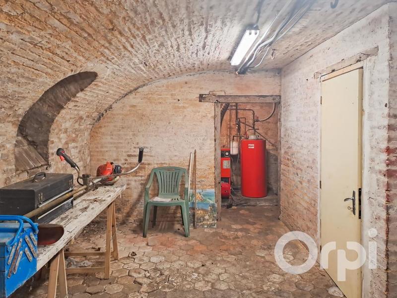 Propriété - 181 m² - 6 pièces