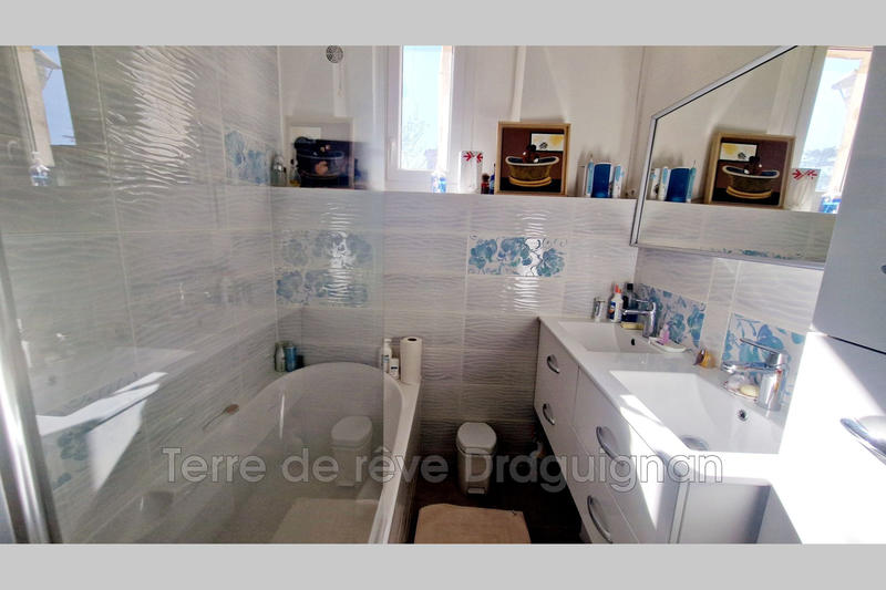 Appartement - 93 m² - 3 pièces