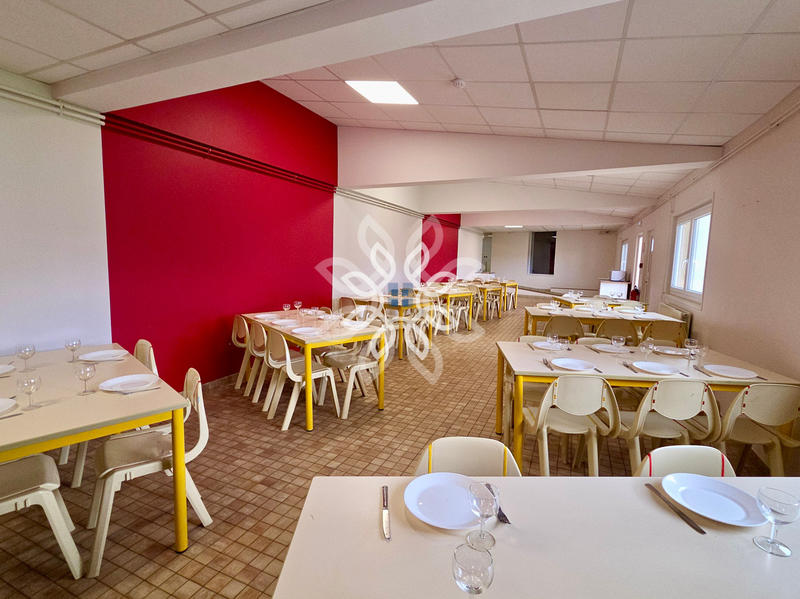 Propriété - 500 m² - 30 pièces