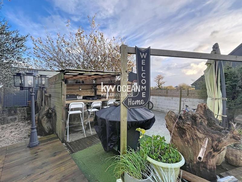 Maison - 176 m² - 8 pièces