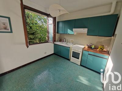 Maison - 96 m² - 5 pièces