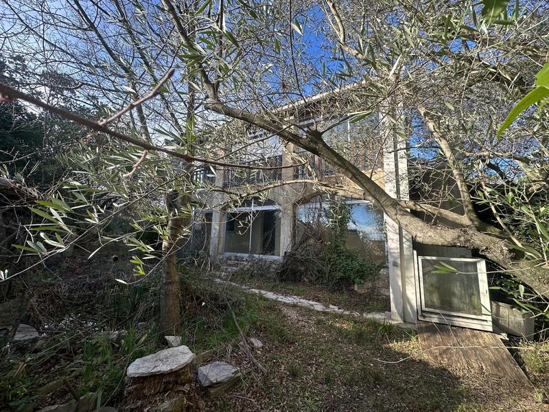 Maison traditionnelle - 165 m² - 6 pièces