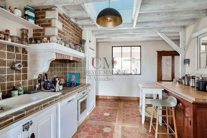 Maison - 211 m² - 7 pièces