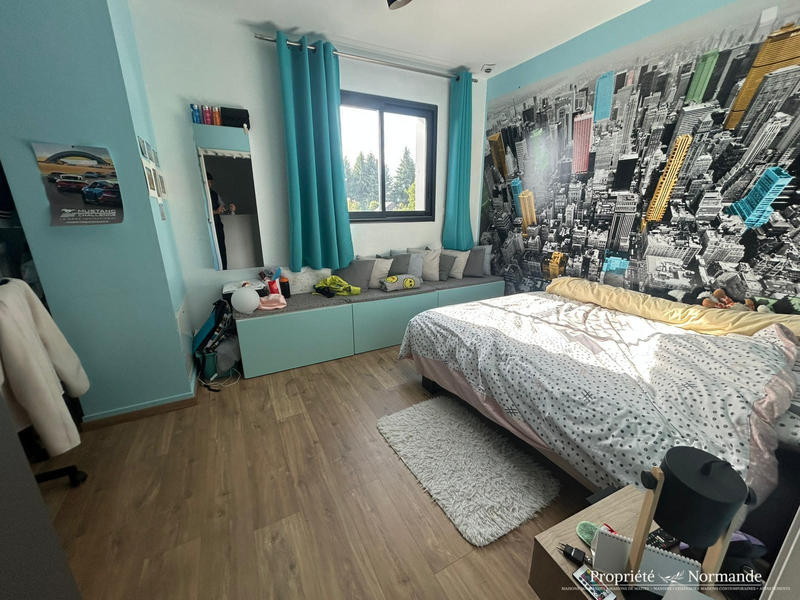 Maison - 167 m² - 6 pièces