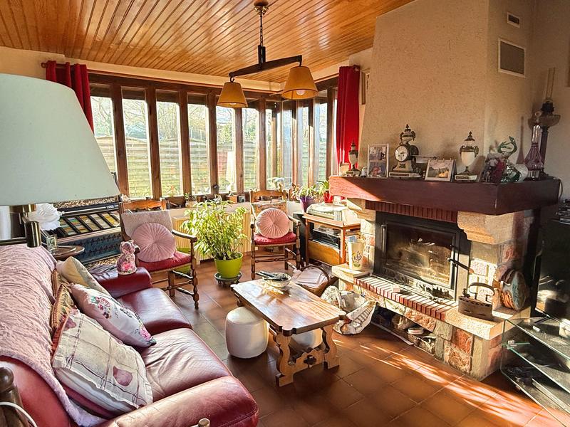 Maison - 97 m² - 4 pièces