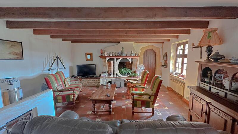 Propriété - 135 m² - 8 pièces