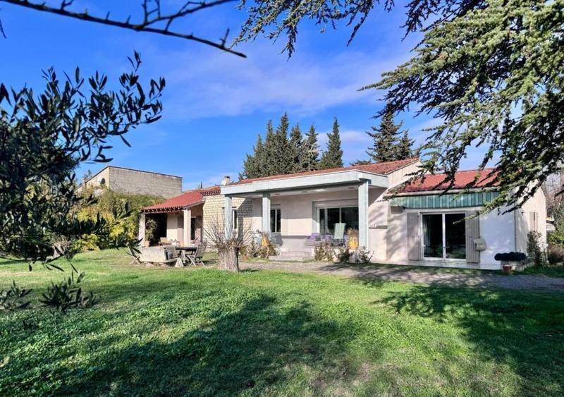 Maison - 180 m² - 4 pièces