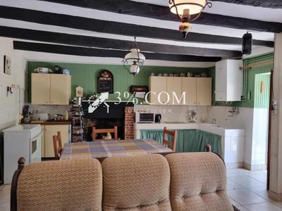 Maison - 110 m² - 4 pièces