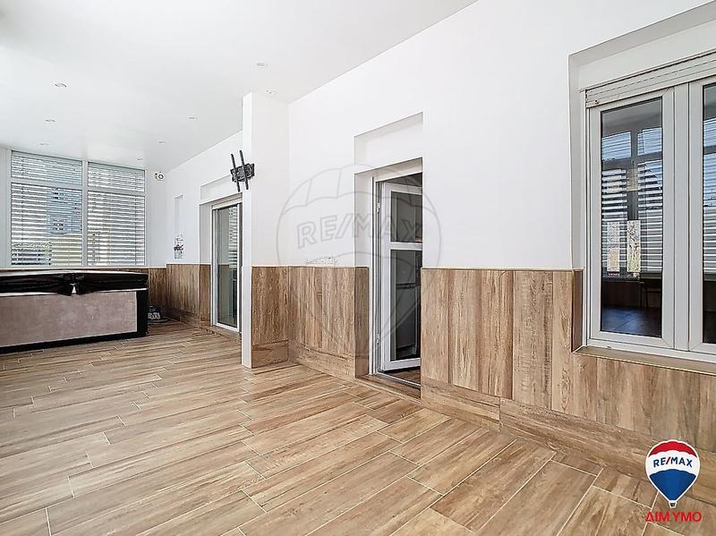 Appartement - 100 m² - 3 pièces