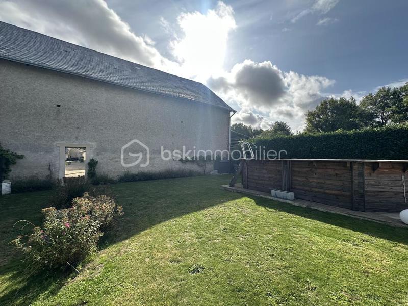 Maison - 201 m² - 6 pièces