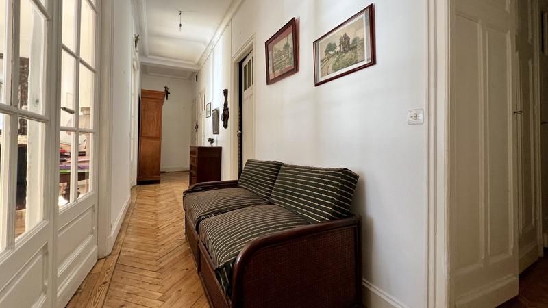 Appartement - 86 m² - 2 pièces