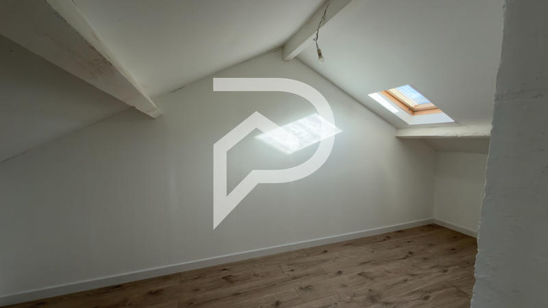 Maison - 83 m² - 5 pièces