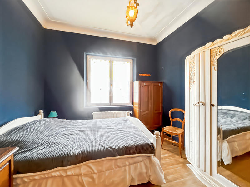 Maison - 188 m² - 7 pièces