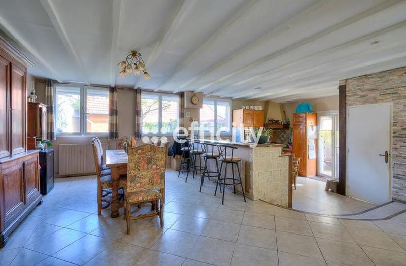 Pavillon - 238 m² - 9 pièces