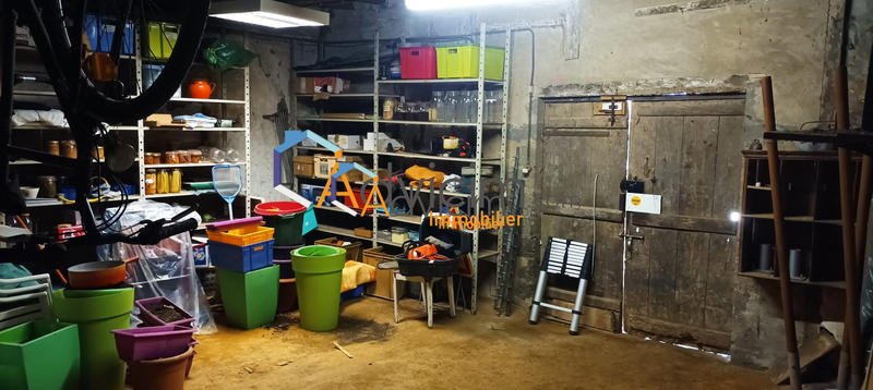 Maison - 210 m² - 7 pièces