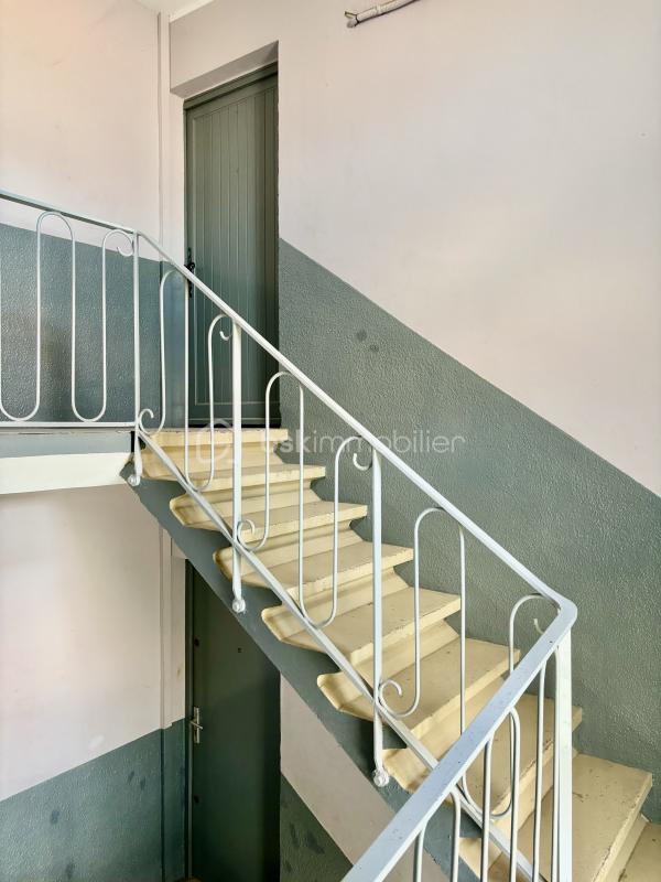 Immeuble - 200 m² - 13 pièces