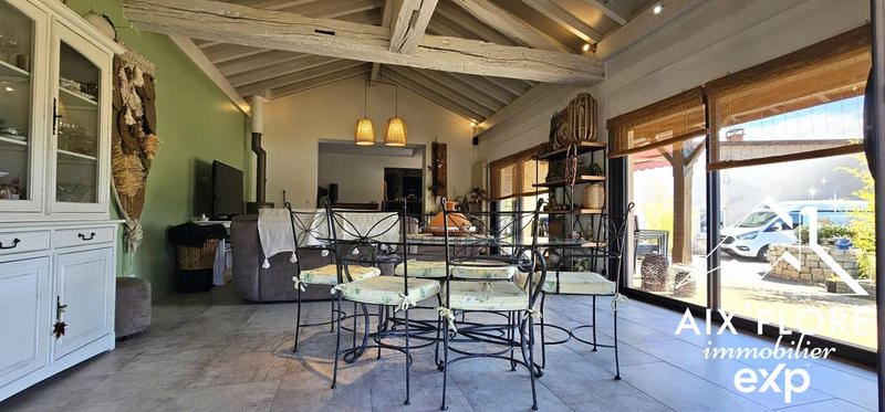 Maison - 175 m² - 5 pièces