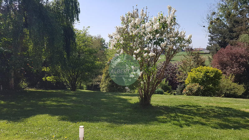 Maison - 200 m² - 6 pièces