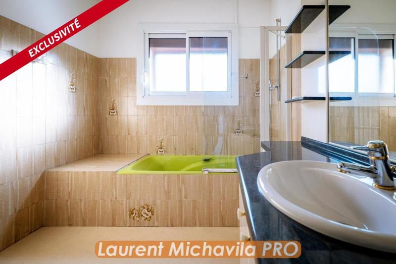 Maison - 105 m² - 4 pièces