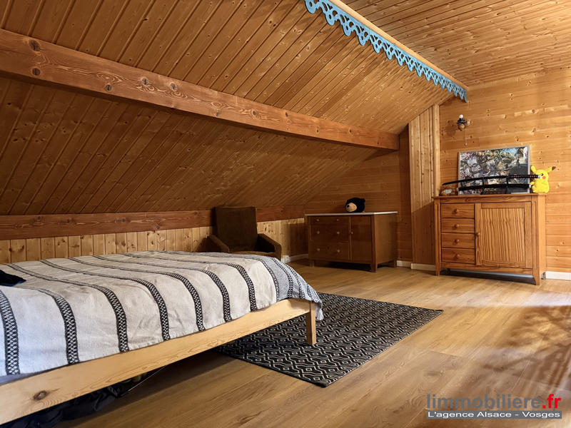 Maison - 195 m² - 6 pièces