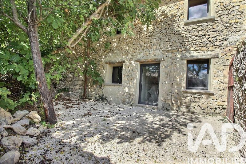 Maison - 220 m² - 8 pièces