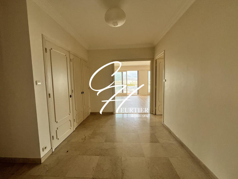 Appartement - 116 m² - 4 pièces