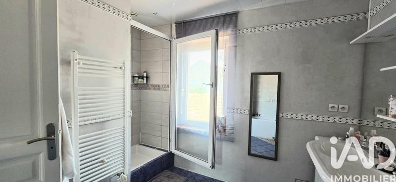 Maison - 170 m² - 8 pièces